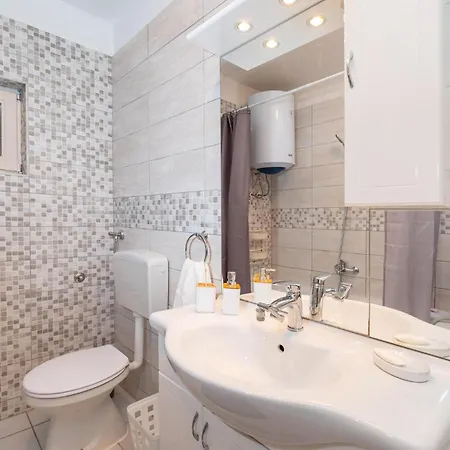 Beautiful In With Wifi Holiday home